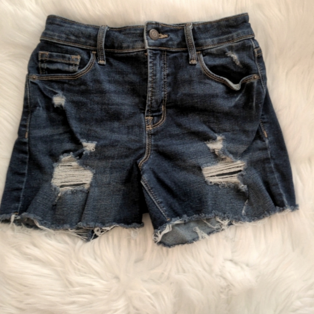 Distressed jean shorts by Old Navy